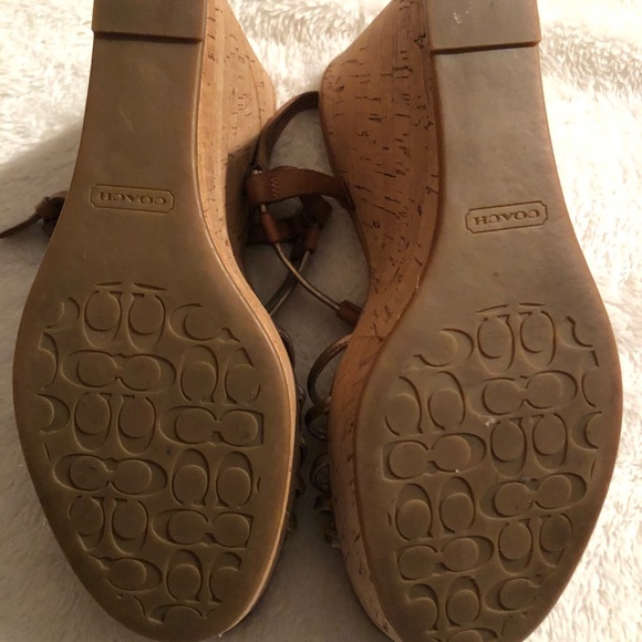 Size 9.5 Coach Wedges - Picture 3 of 4